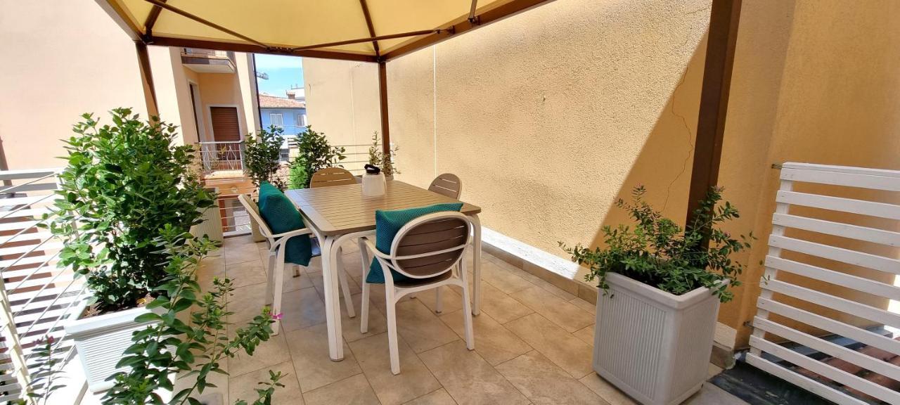 La Piccola Goccia Desenzano-Goccia Di Lago Десенцано дел Гарда Екстериор снимка